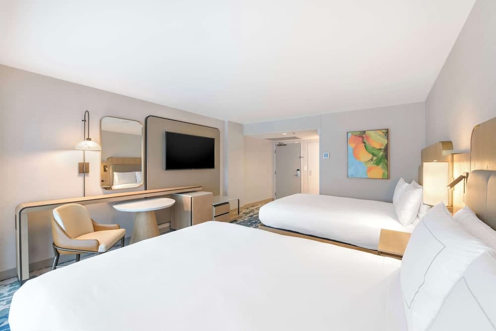 Room, 2 Queen Beds, Accessible, Bay View (Hearing)