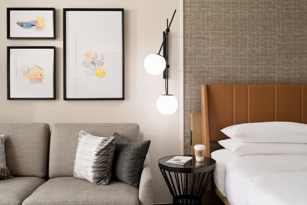 Traditional Room, 1 King Bed