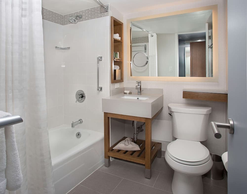 Skyline Room, 2 Double Beds, Accessible (Hearing)