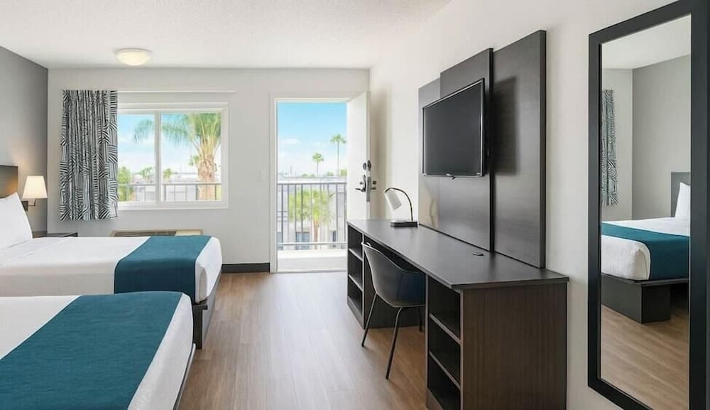 Premium Room, 2 Queen Beds, Accessible, Non Smoking