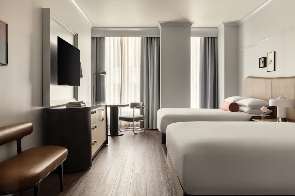 Premium Room, 2 Queen Beds (High Floor)