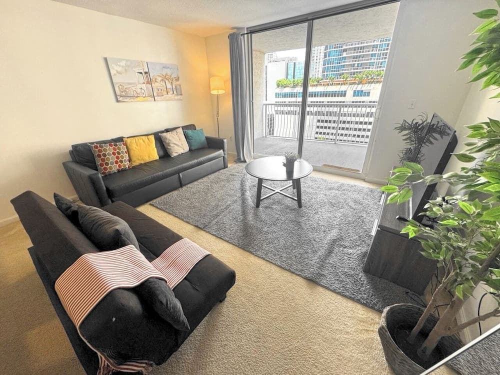 Luxury Condo, 1 Bedroom