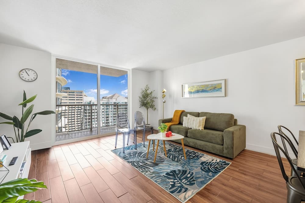 Apartment, Balcony, City View