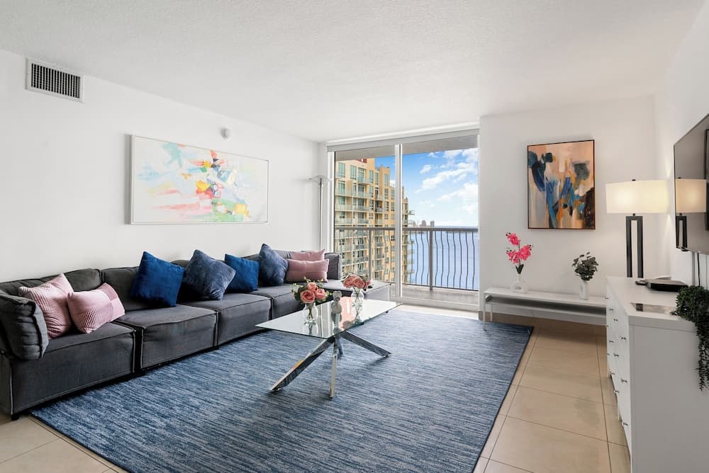 Condo, 3 Bedrooms, Balcony, Ocean View