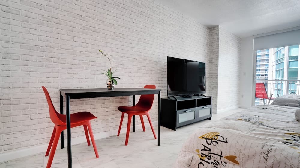 Design Studio, City View