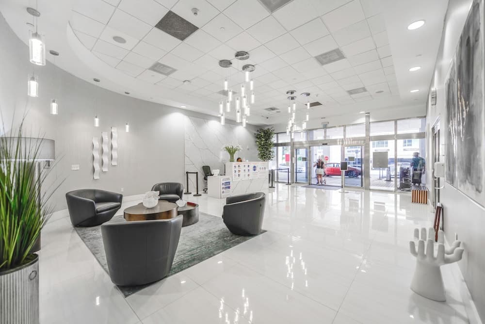 We Host at Club - Heart of Brickell hotel photo