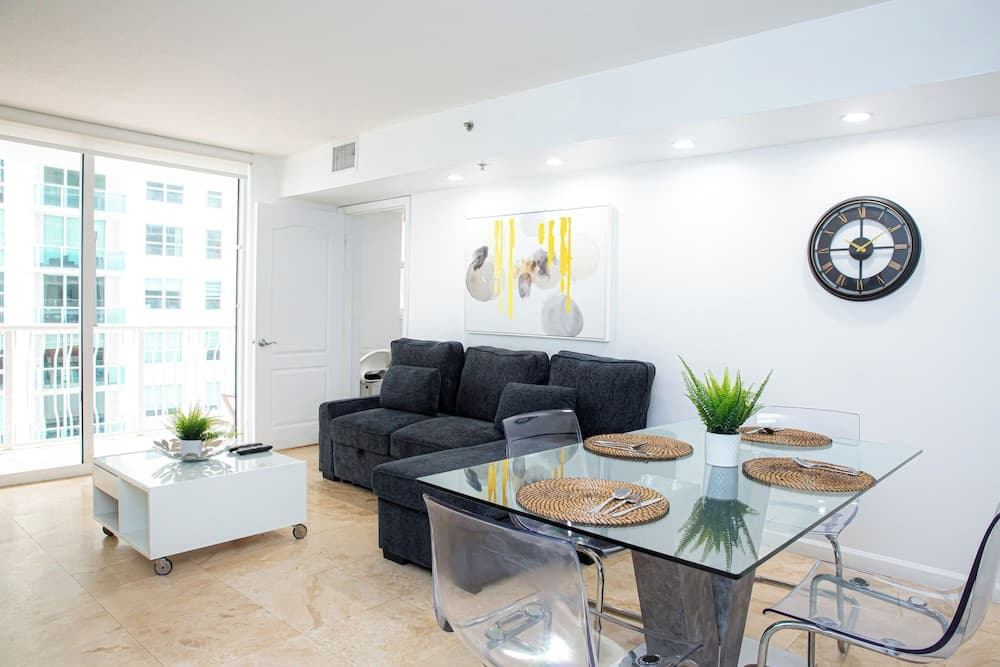 Apartment, 4 Bedrooms, Bay View