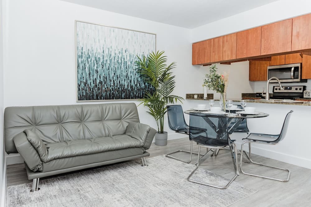 Apartment, 2 Bedrooms, Balcony