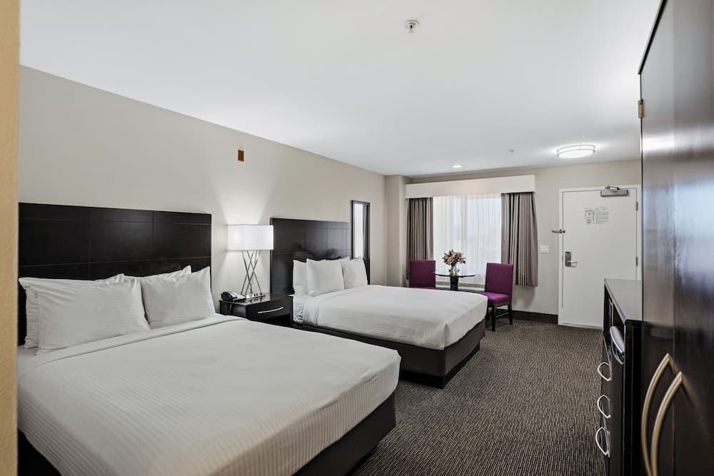 Deluxe Room-2 Queen Beds