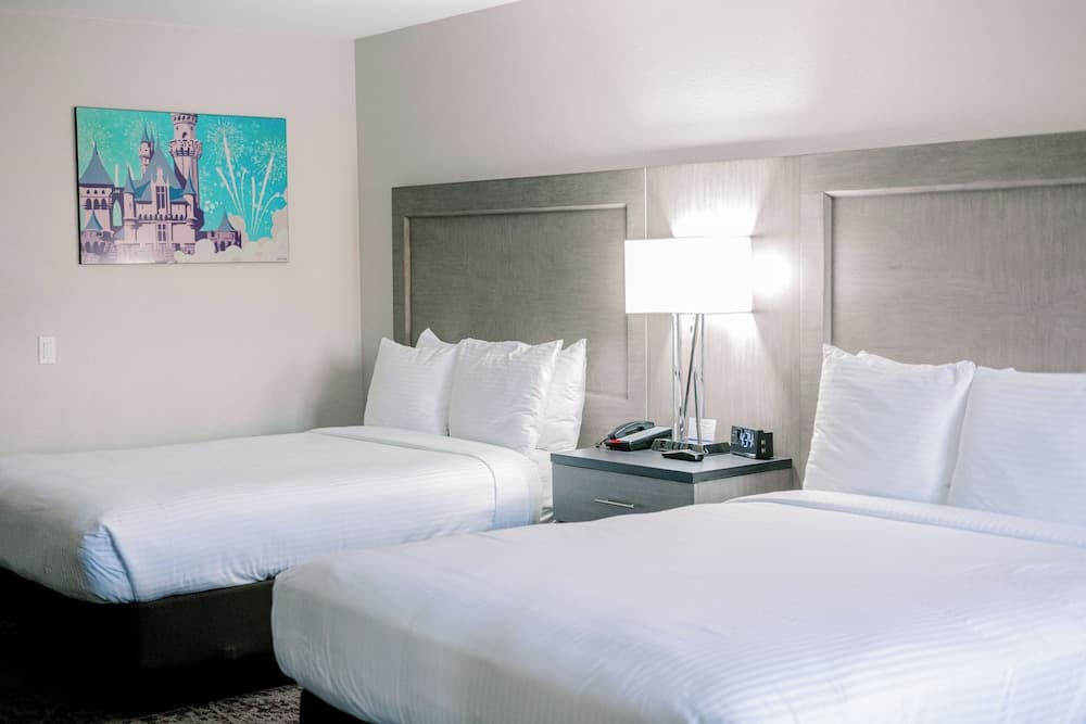 Luxury Plus Room- 2 Queen Beds