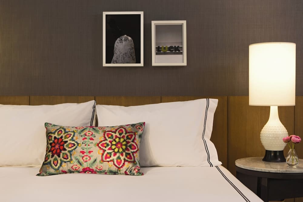 Premium Room, 1 King Bed (Exercise Bike)