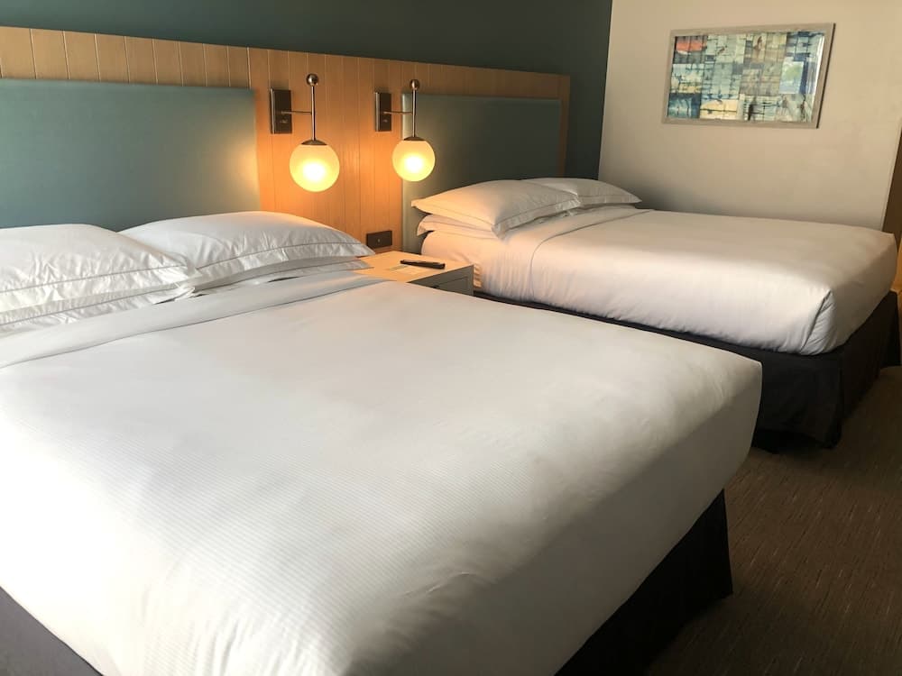Room, 2 Queen Beds, Accessible (Hearing)