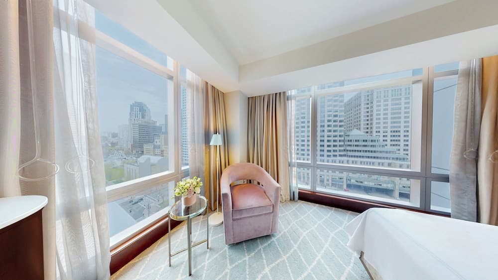 Classic Room, 2 Queen Beds, Roll-in Shower (Roll-In Shower)