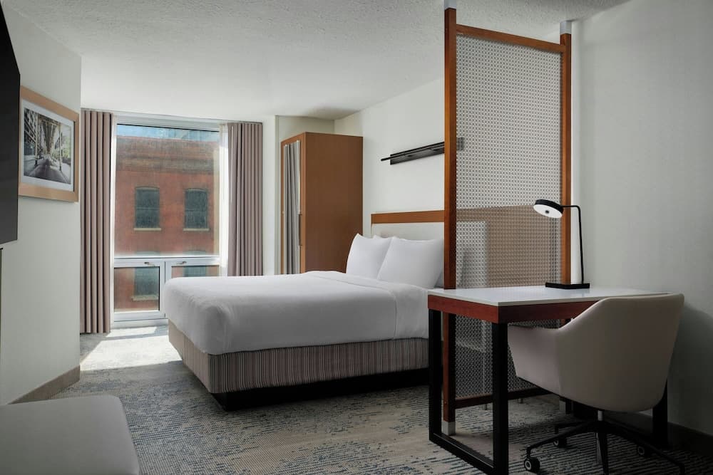 Studio, 1 King Bed with Sofa bed, City View