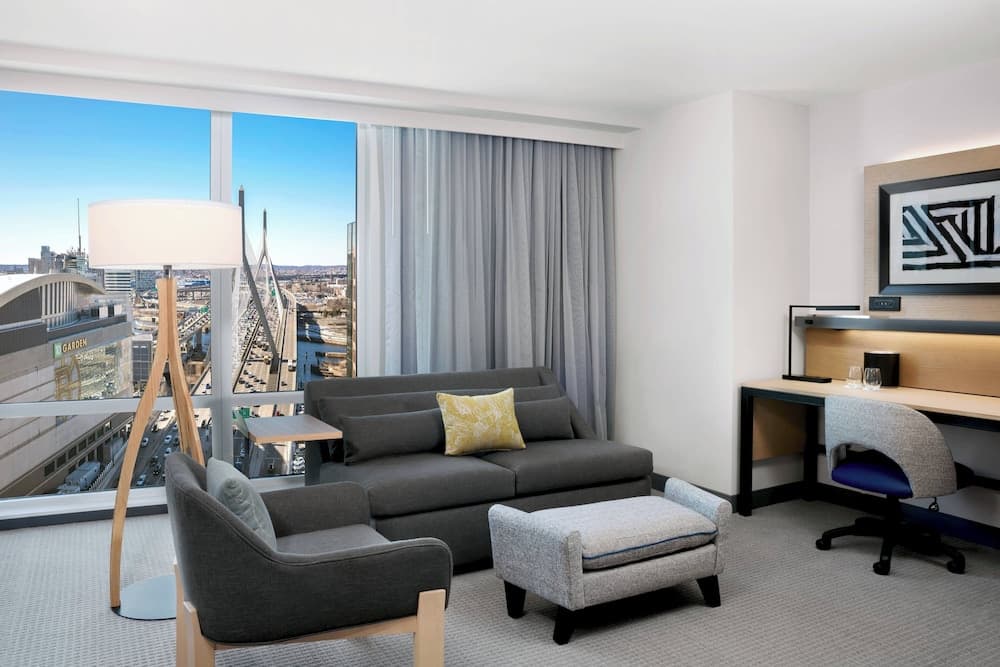 Studio, Multiple Beds, Roll-in Shower