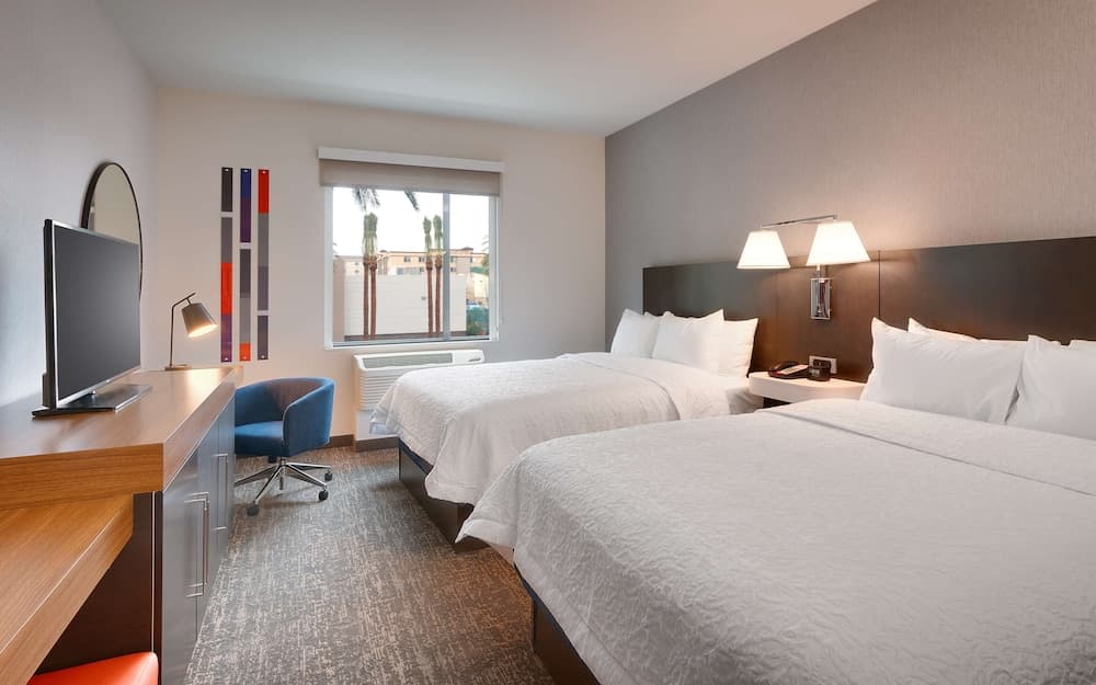 Room, 2 Queen Beds, Refrigerator & Microwave