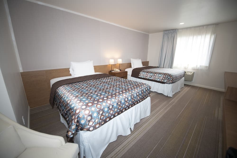 Standard Room, 2 Full Size Beds