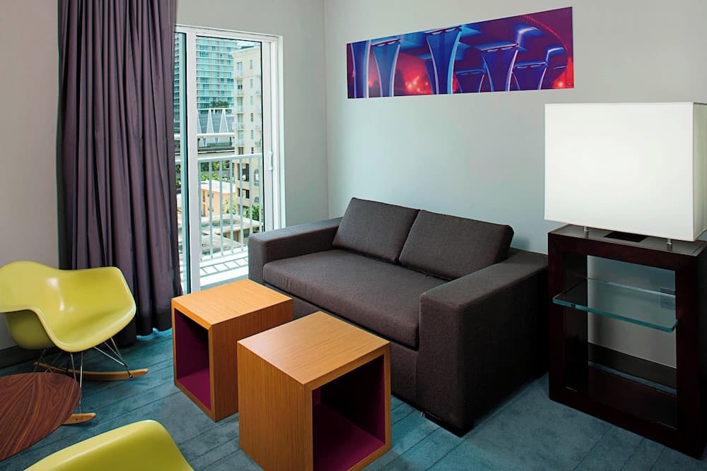 Studio, 1 King Bed with Sofa bed, Balcony