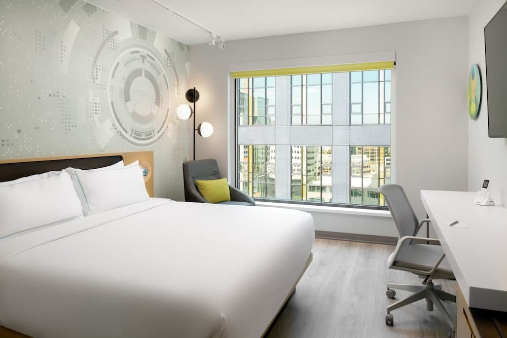 Premier Room, 1 King Bed (View)