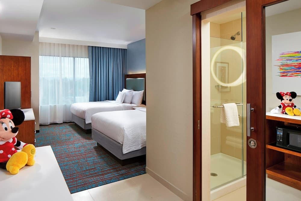 Suite, Multiple Beds