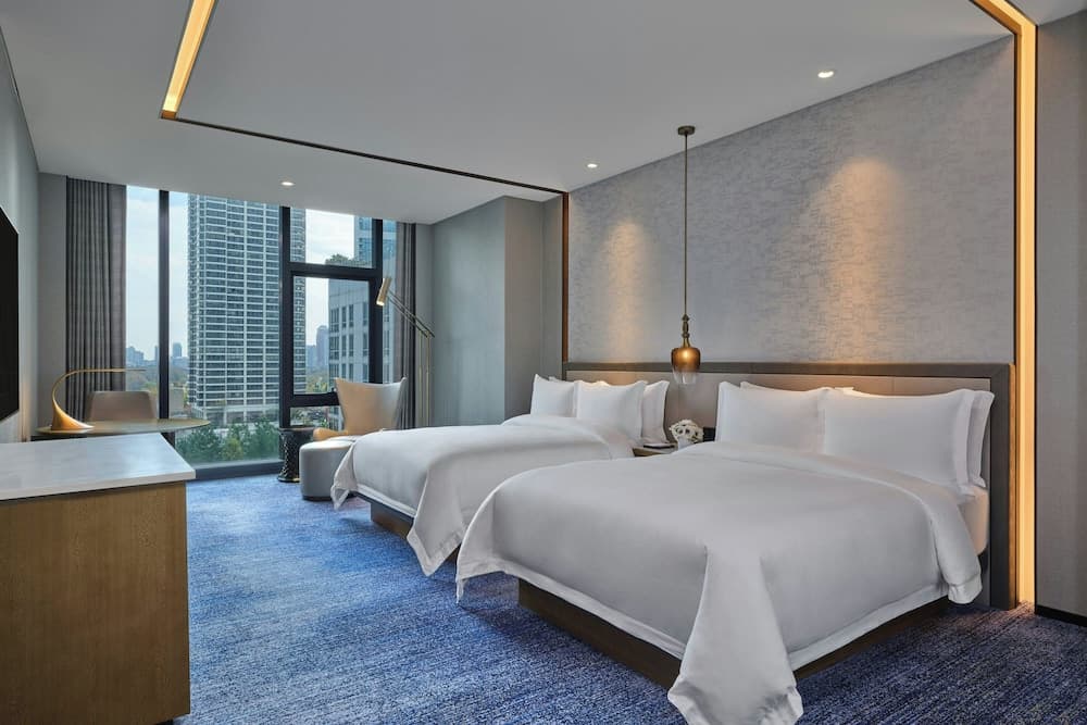 Superior Room, 2 Queen Beds, Park View
