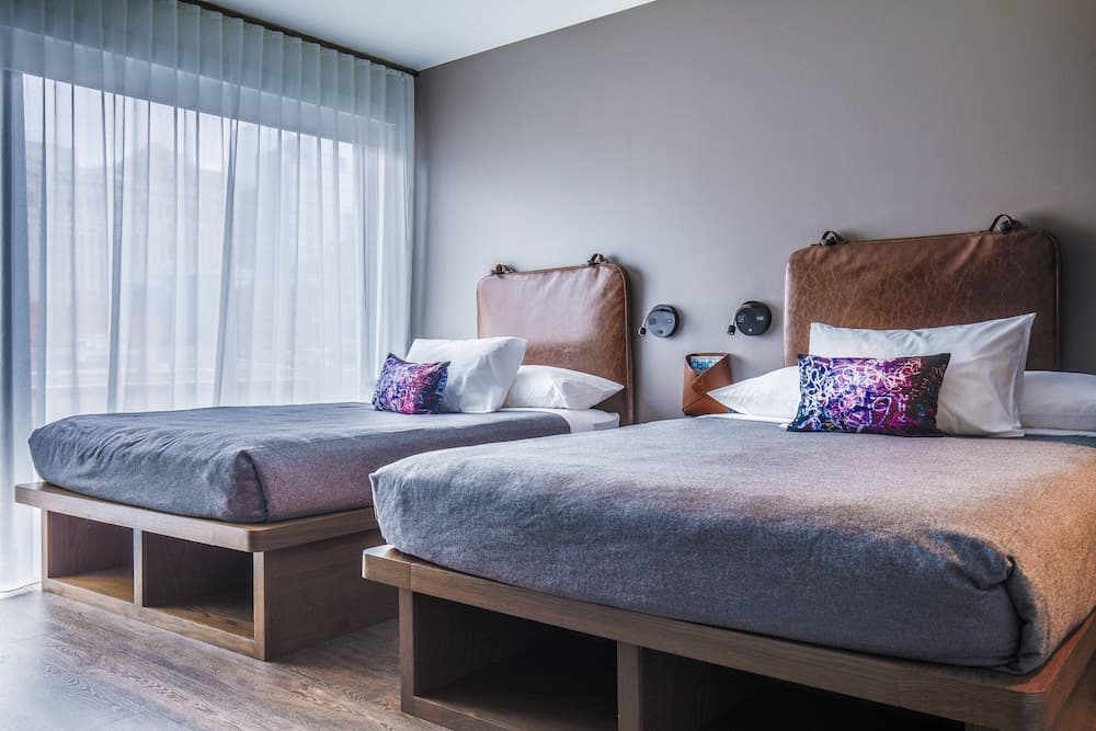 Moxy Chicago Downtown hotel photo
