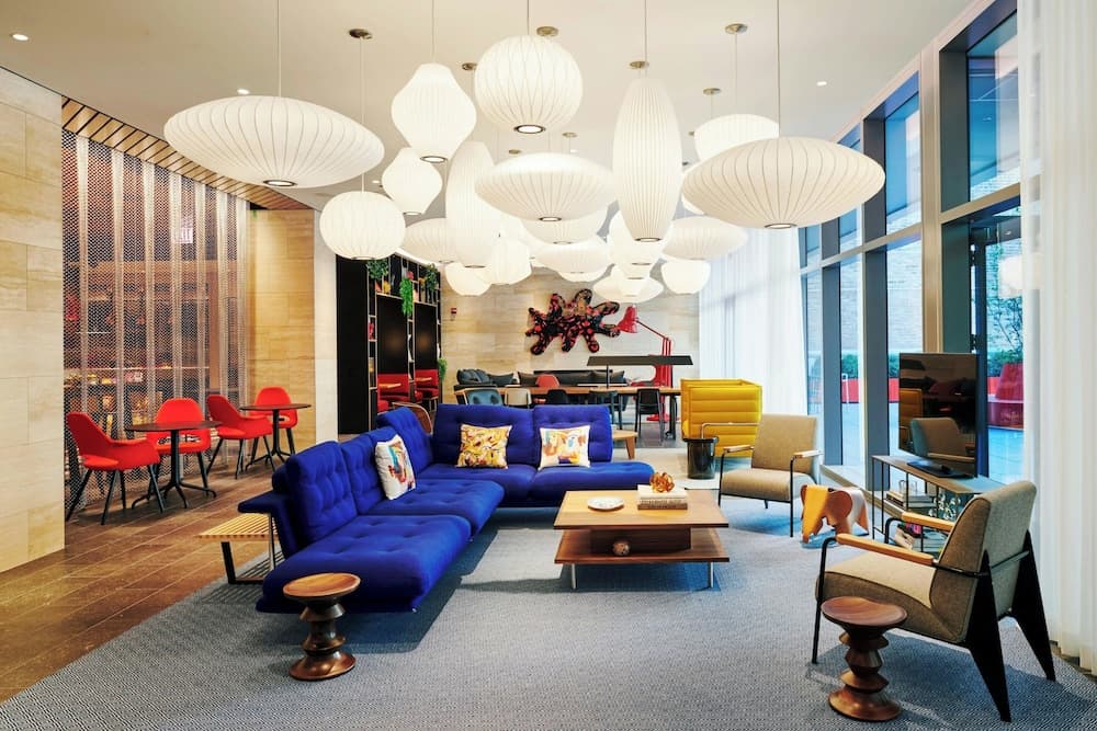 citizenM Chicago Downtown hotel photo